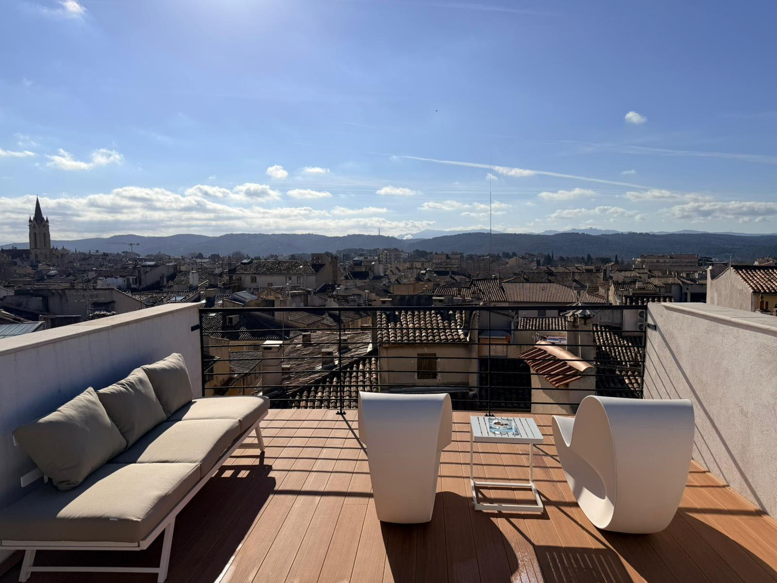 Appartement T4 – Centre historique - visuel 1