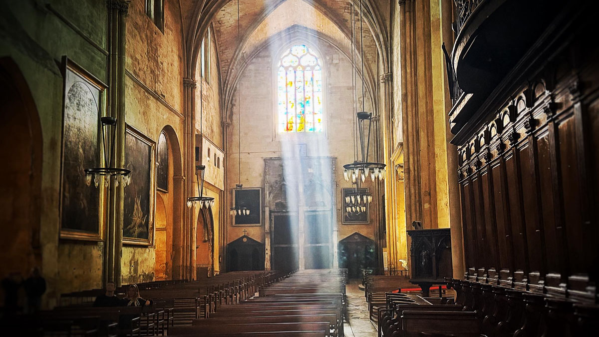 Cathédrale Saint-Sauveur d’Aix-en-Provence – façade et portail gothique